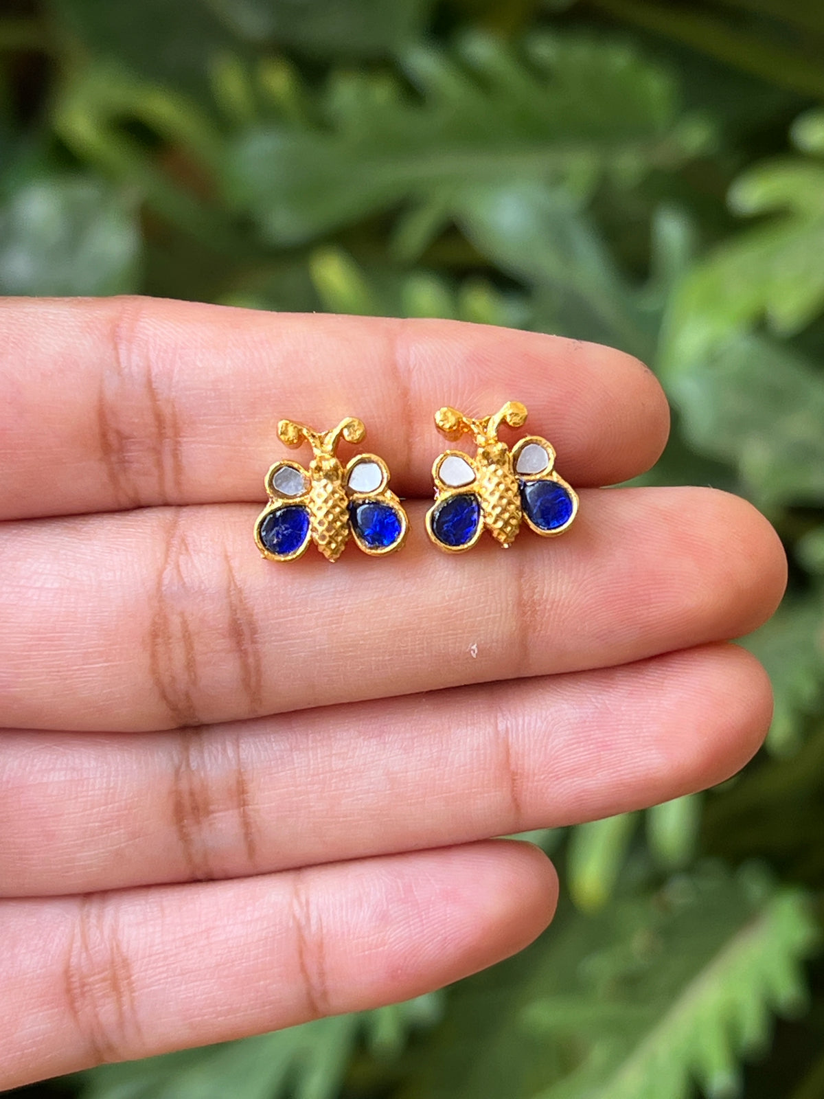 butterfly studs (white,blue)
