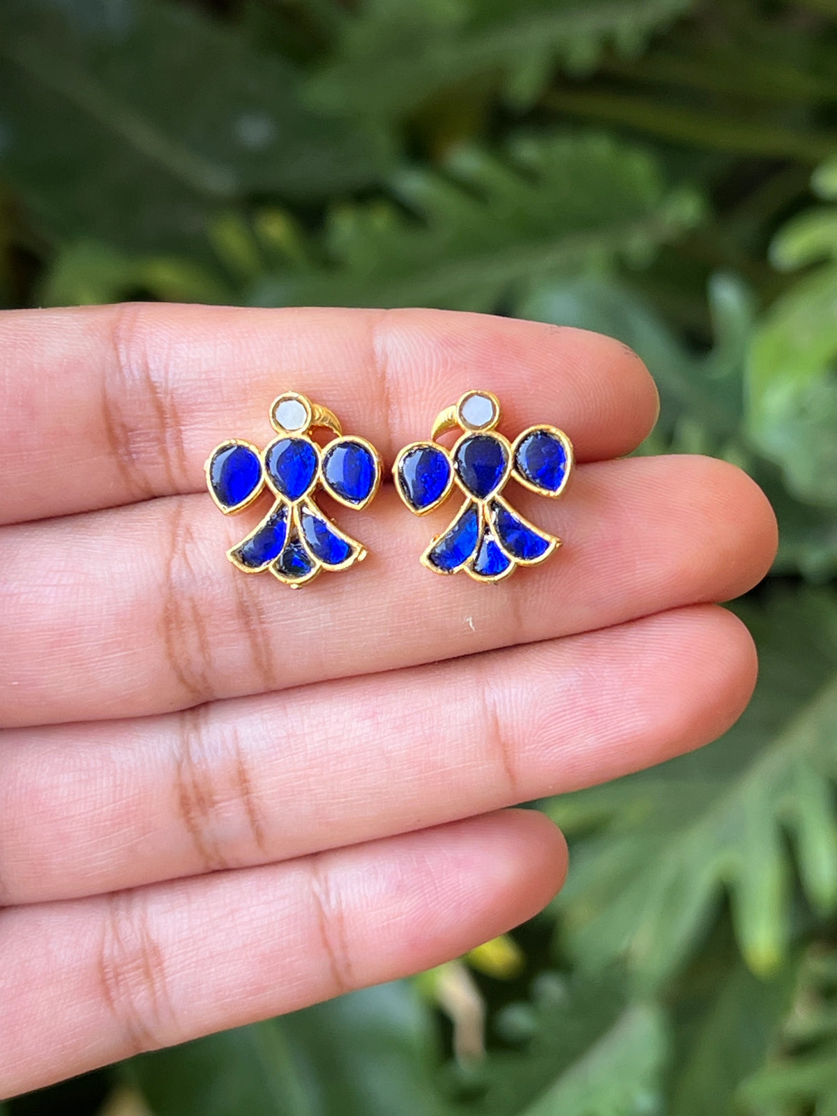Garuda studs (blue)