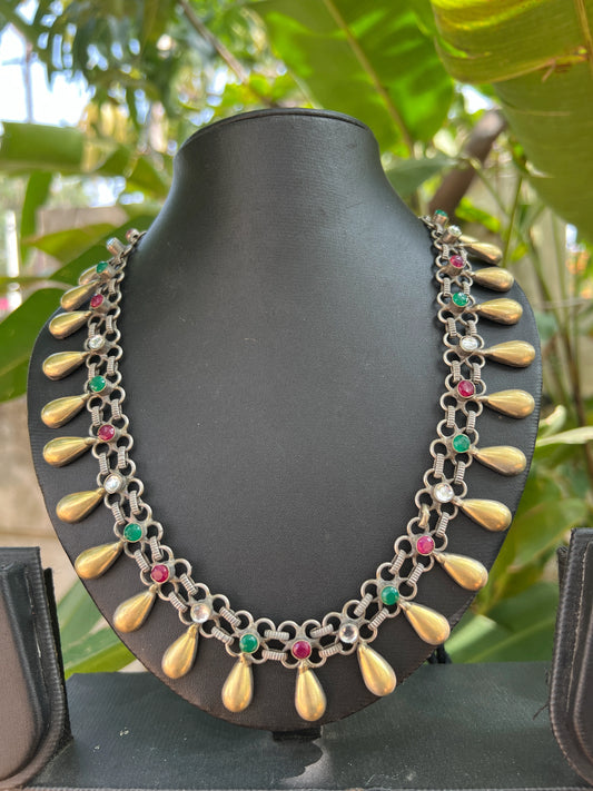 Dual tone necklace