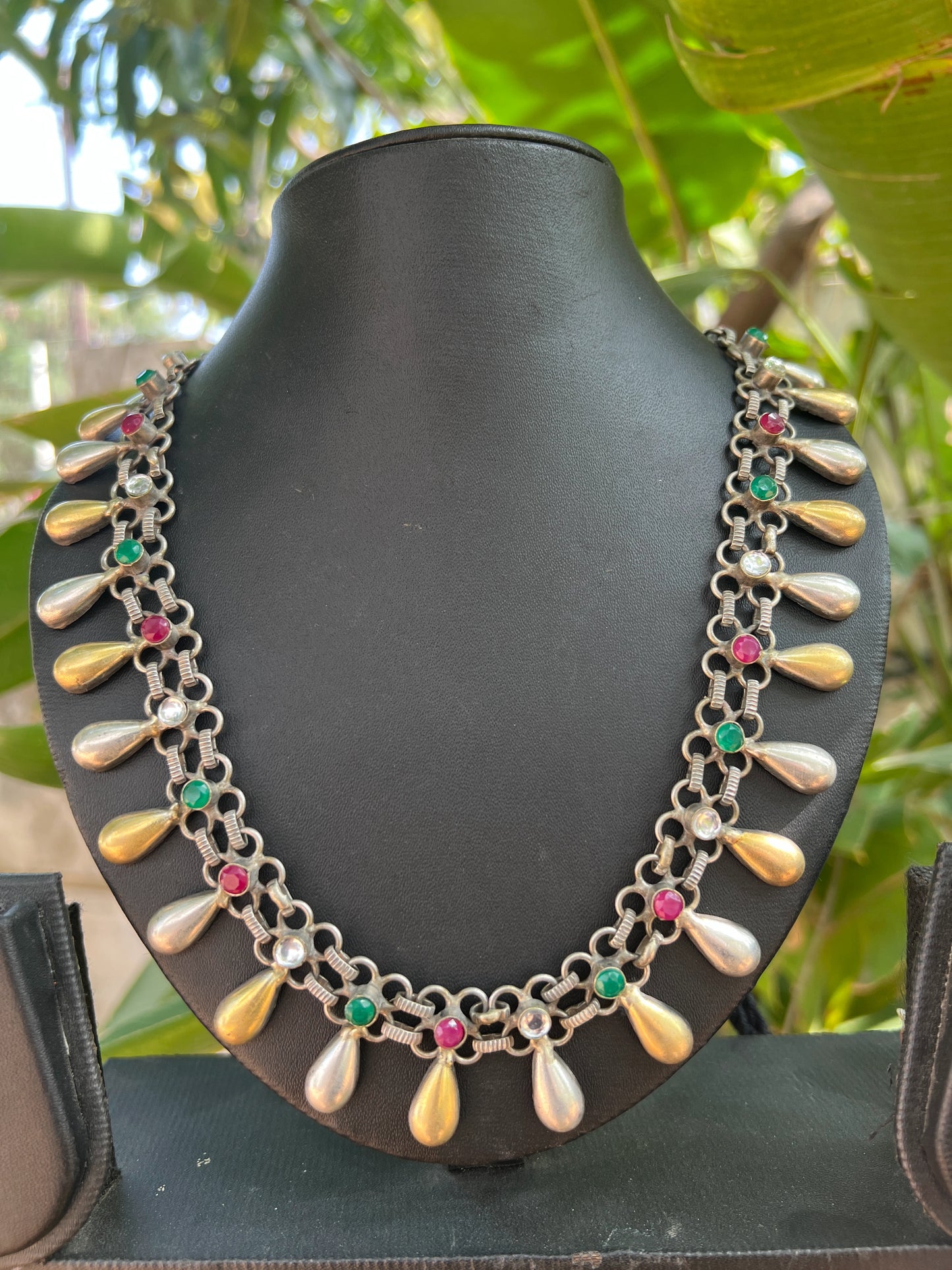 Dual tone necklace