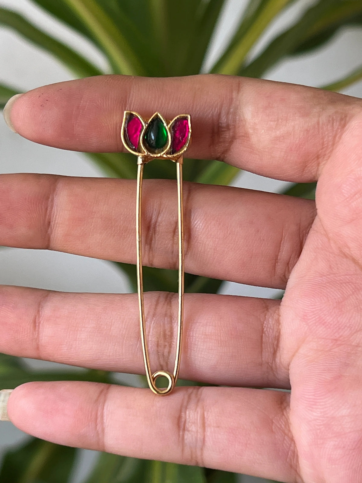 saree pins