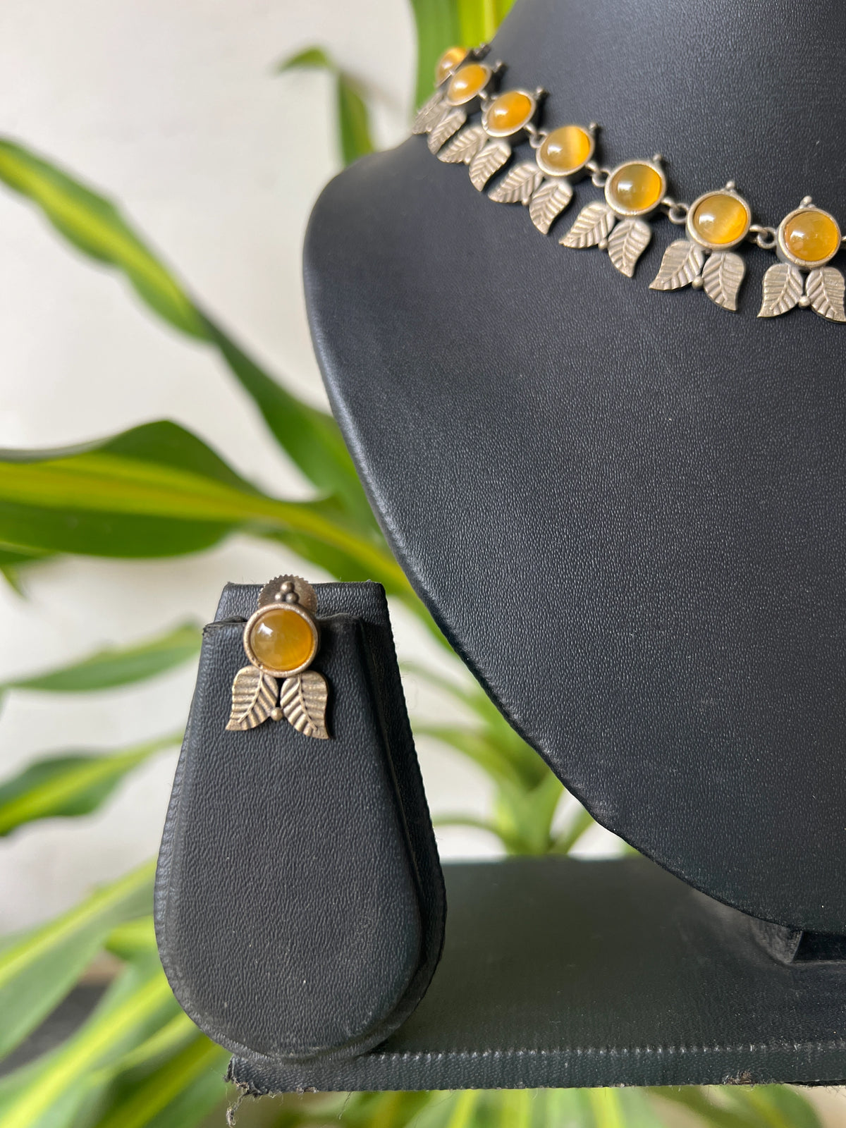 Oxidised necklace set