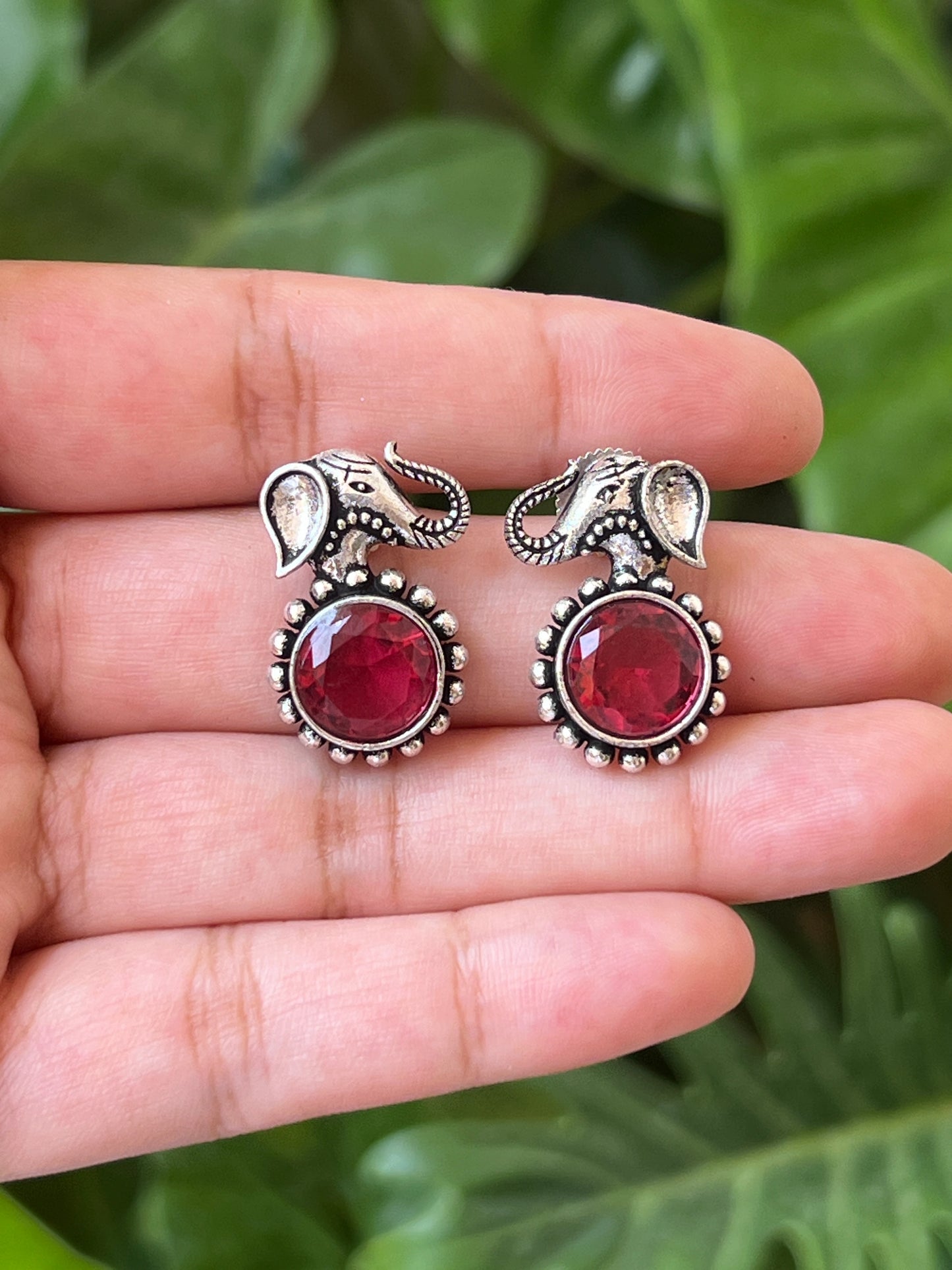 Elephant top studs