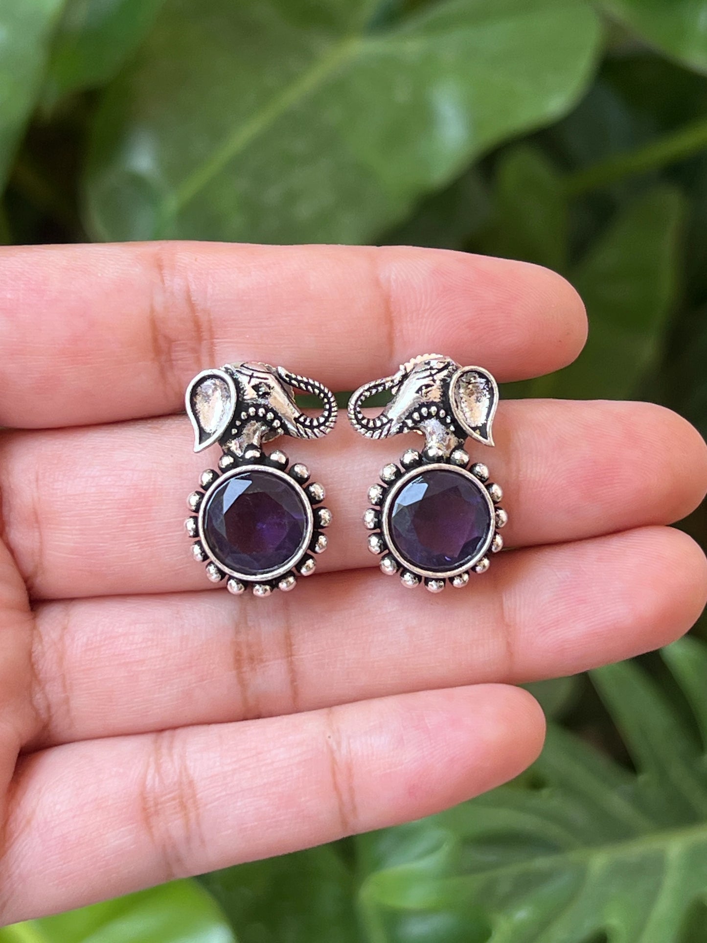 Elephant top studs