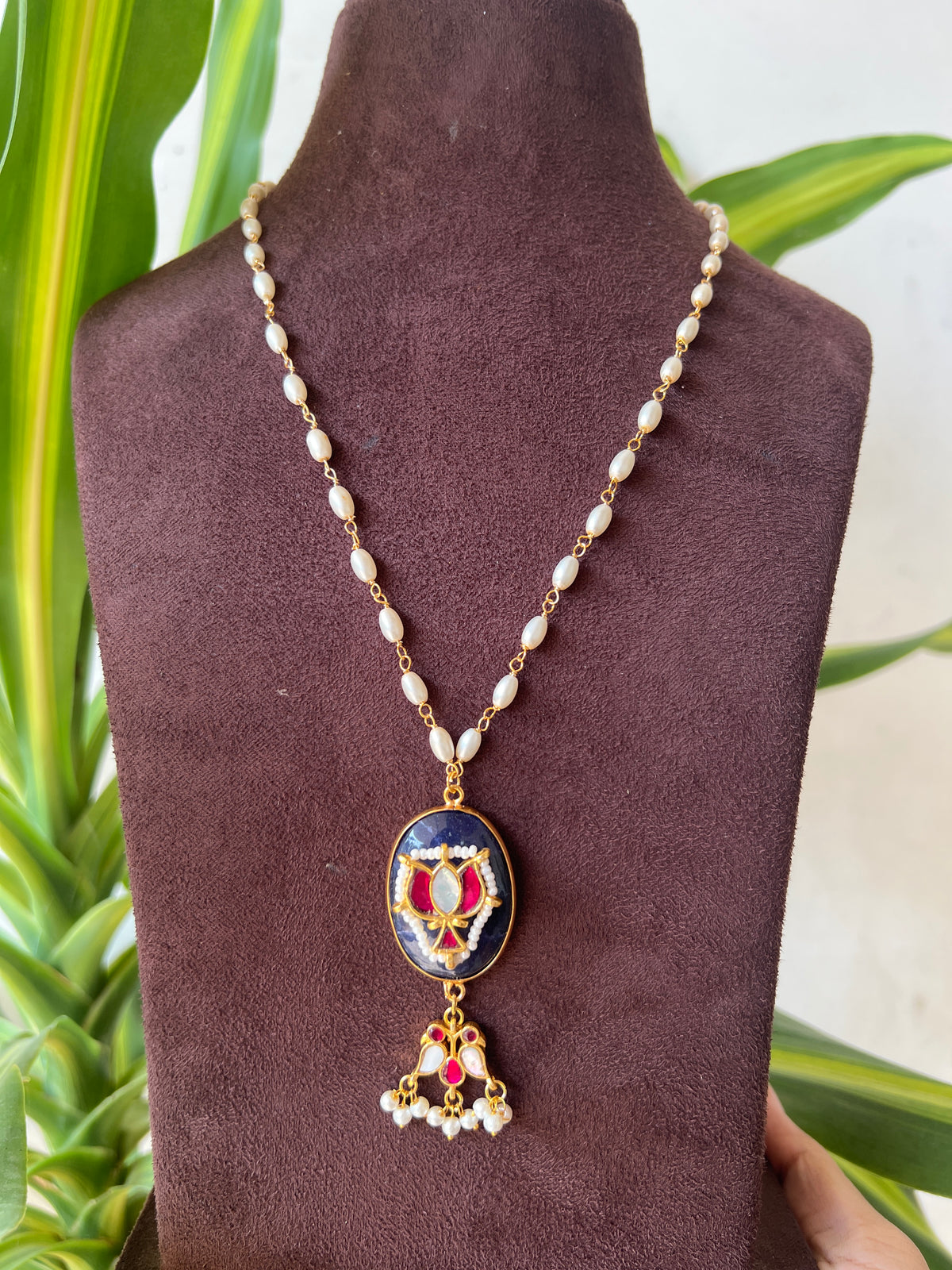 kundhan necklace