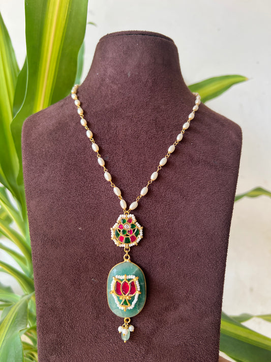 kundhan necklace