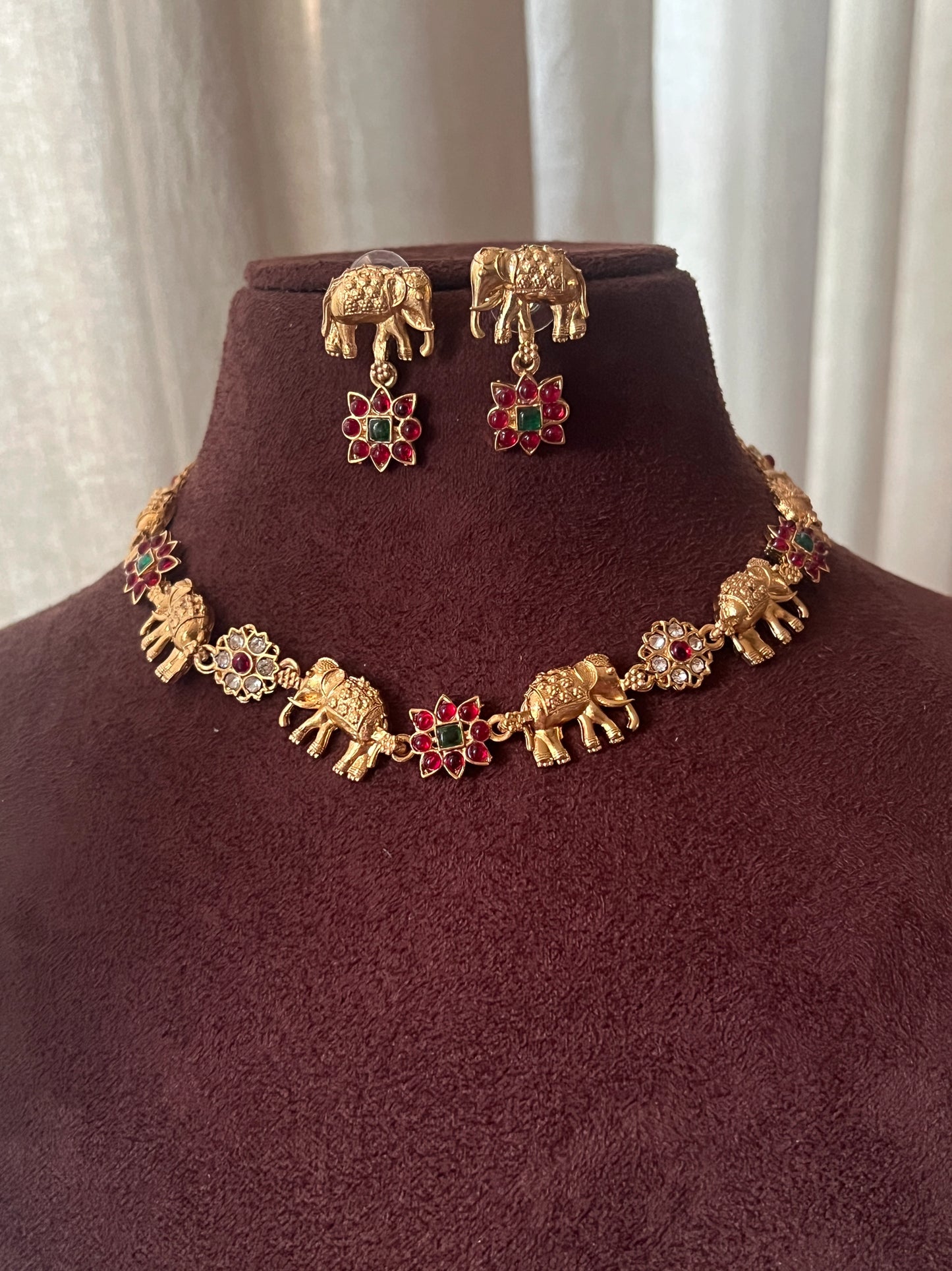 Fusion necklace set