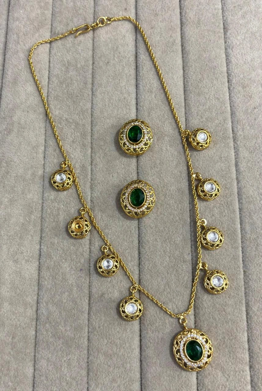 Fancy chain set