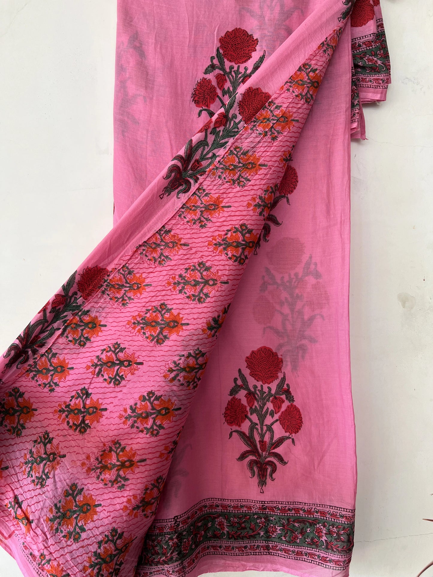 Pink handblock print mul cotton  saree with blouse