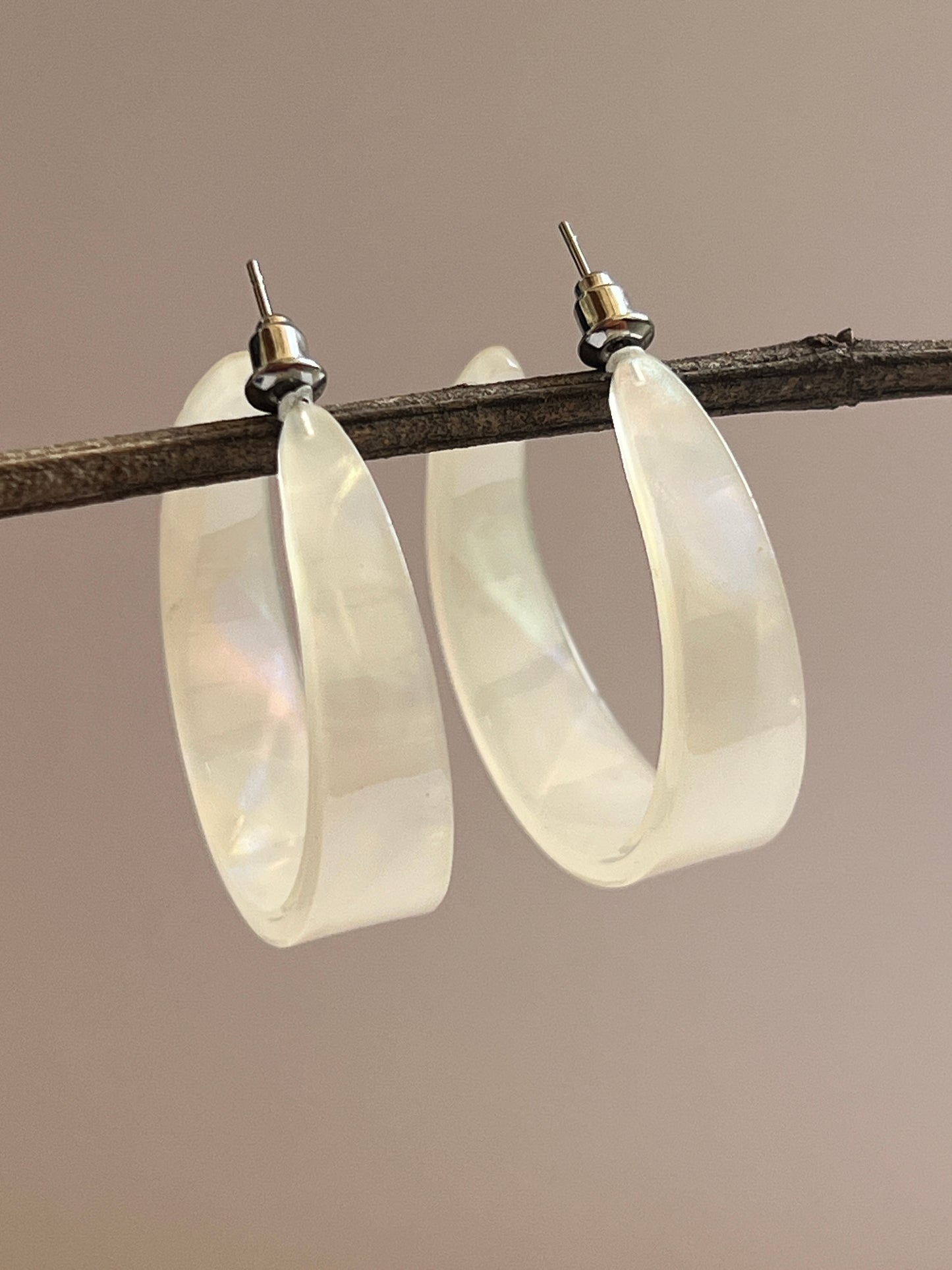 Marble white hoops