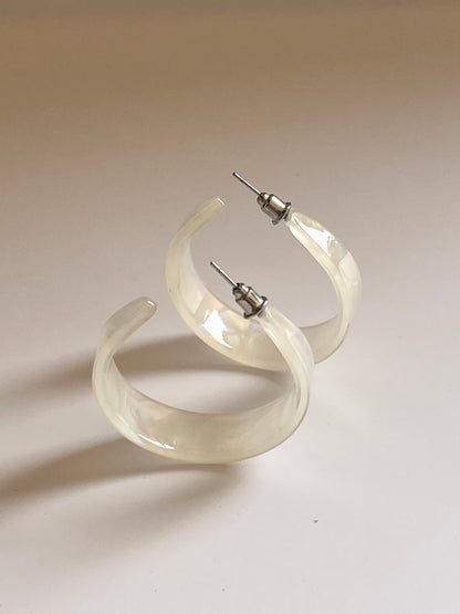 Marble white hoops