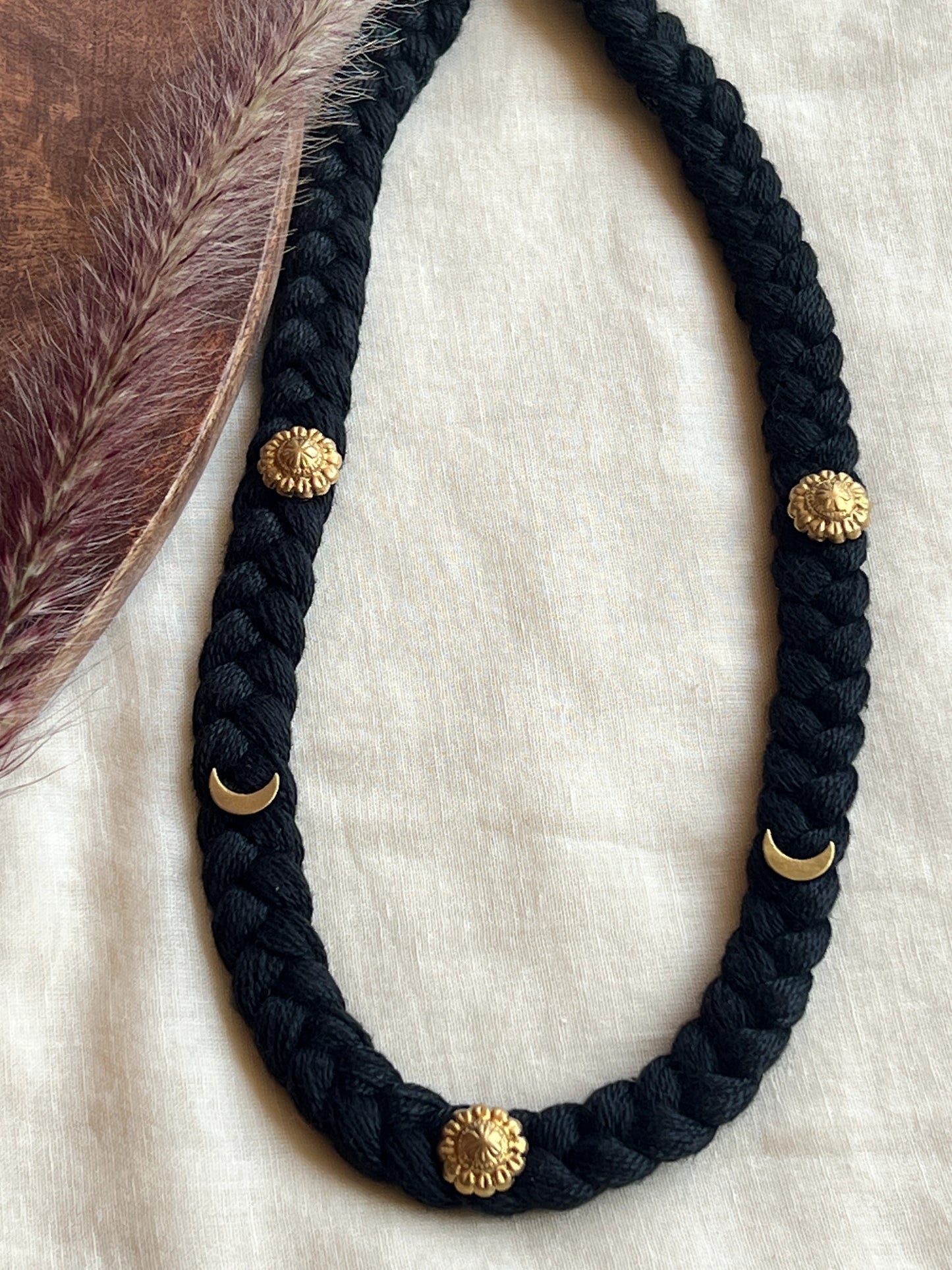 Chandra pushpa necklace