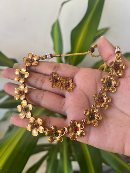 Flower necklace set