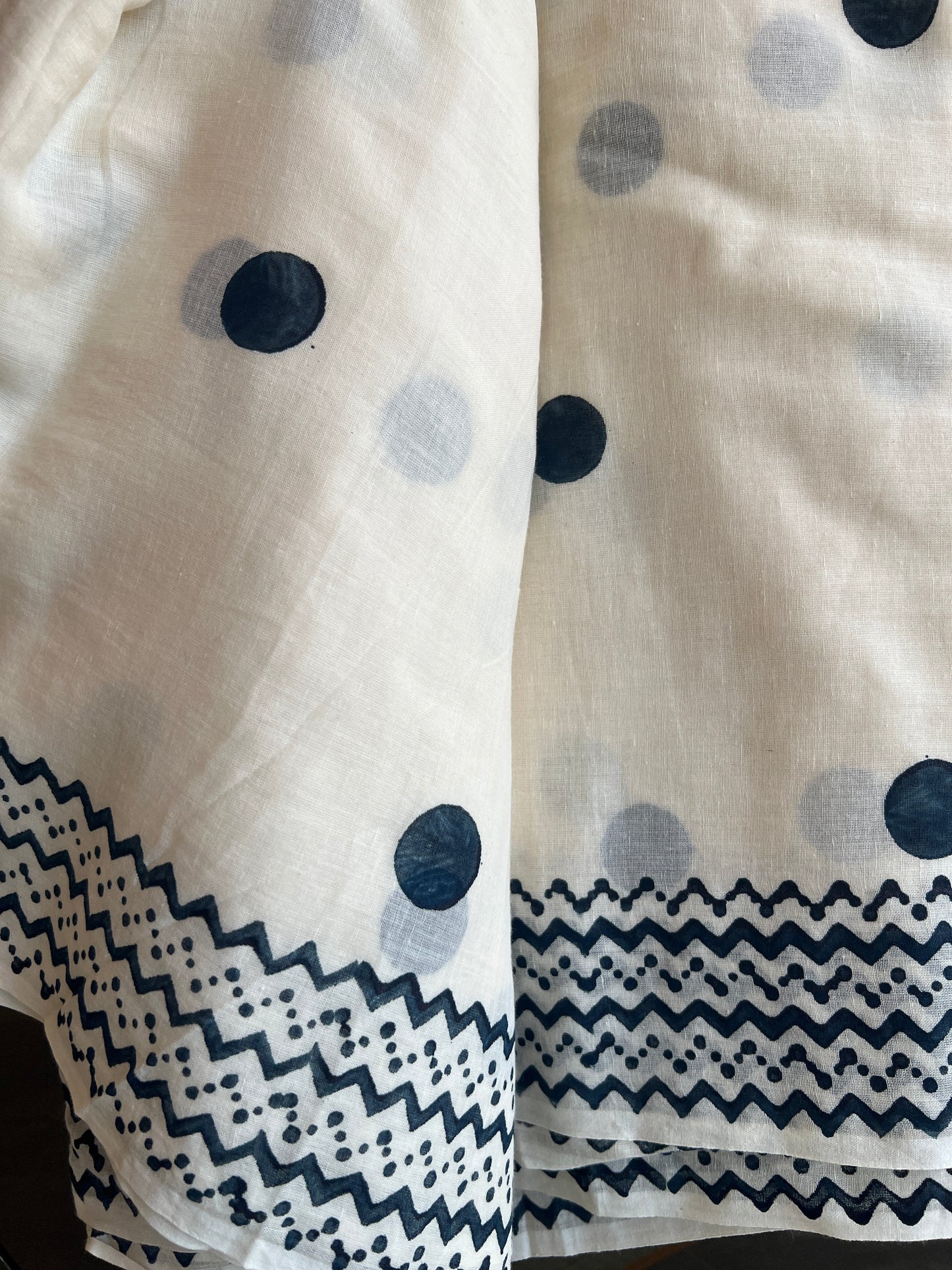 NEELA BINDU SAREE