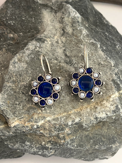 Daily wear earrings