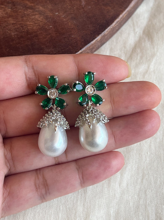 Green flower with pearl drop