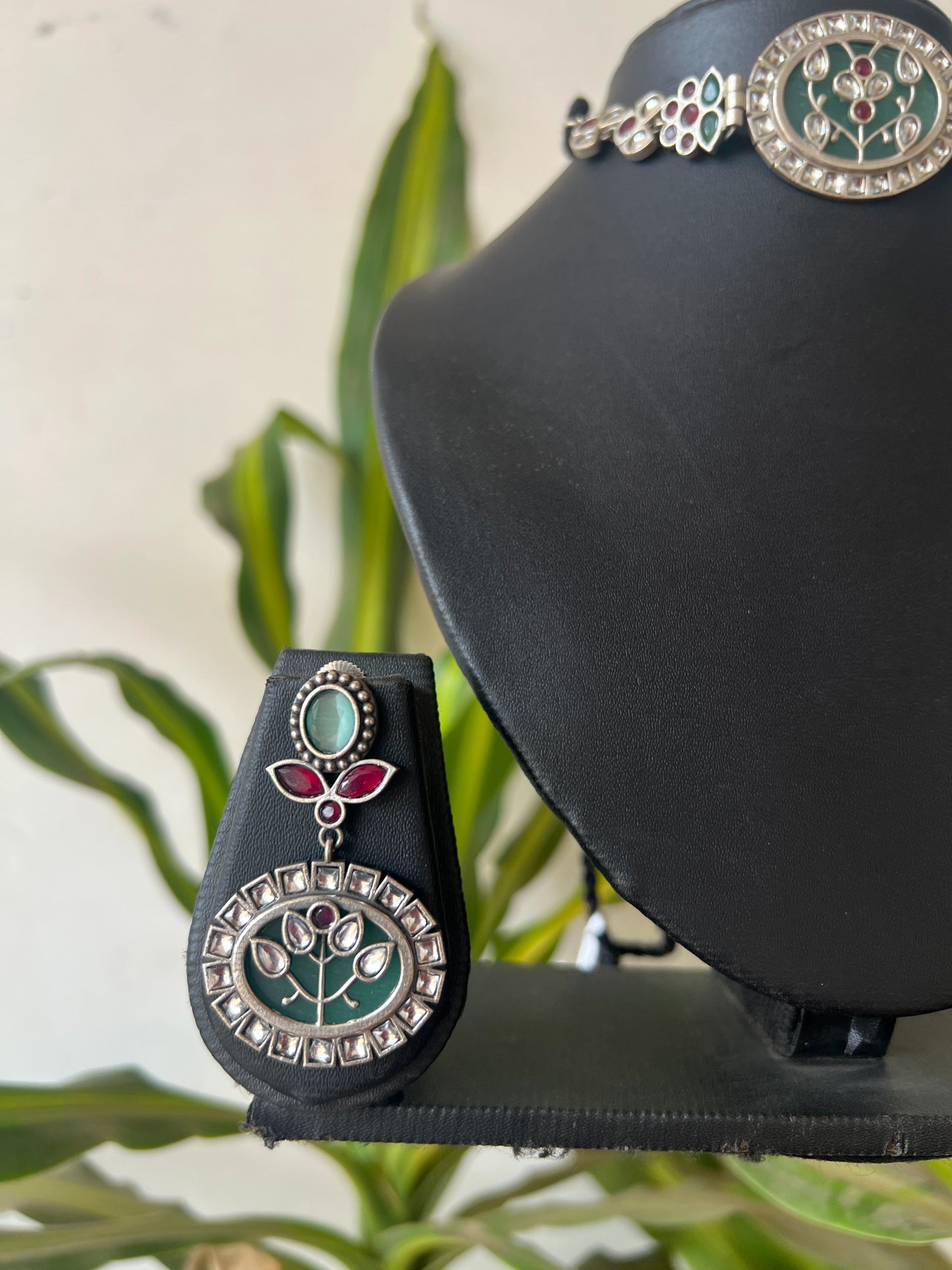 Oxidised multi stones choker set