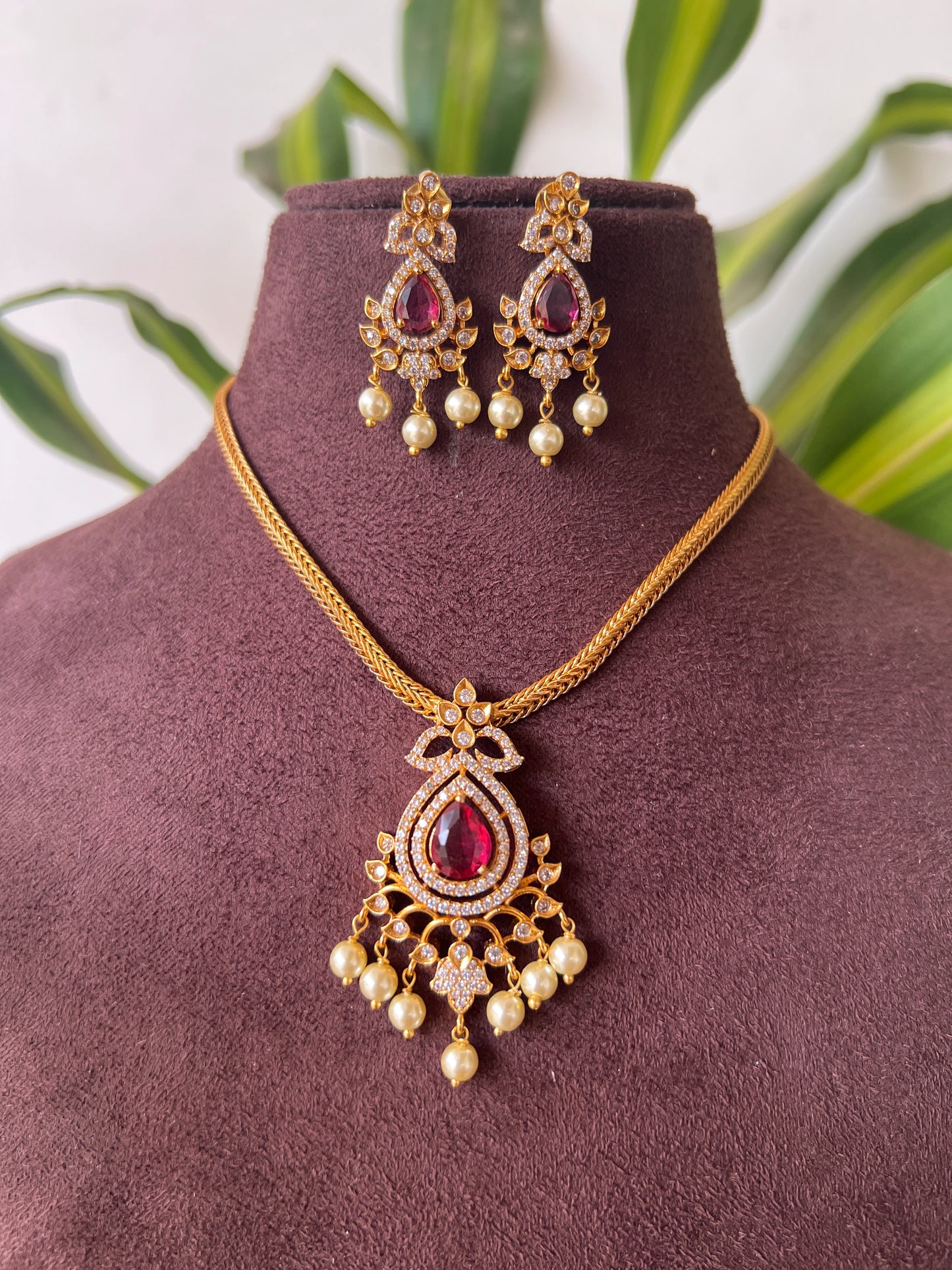 Traditional set