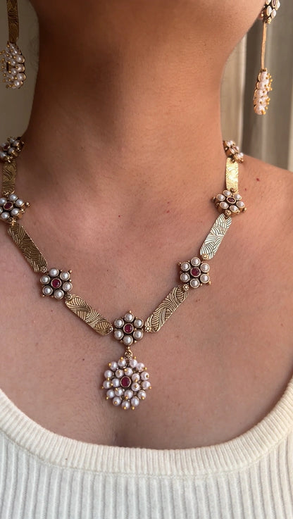 Single layer necklace set Red