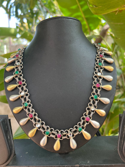 Dual tone necklace