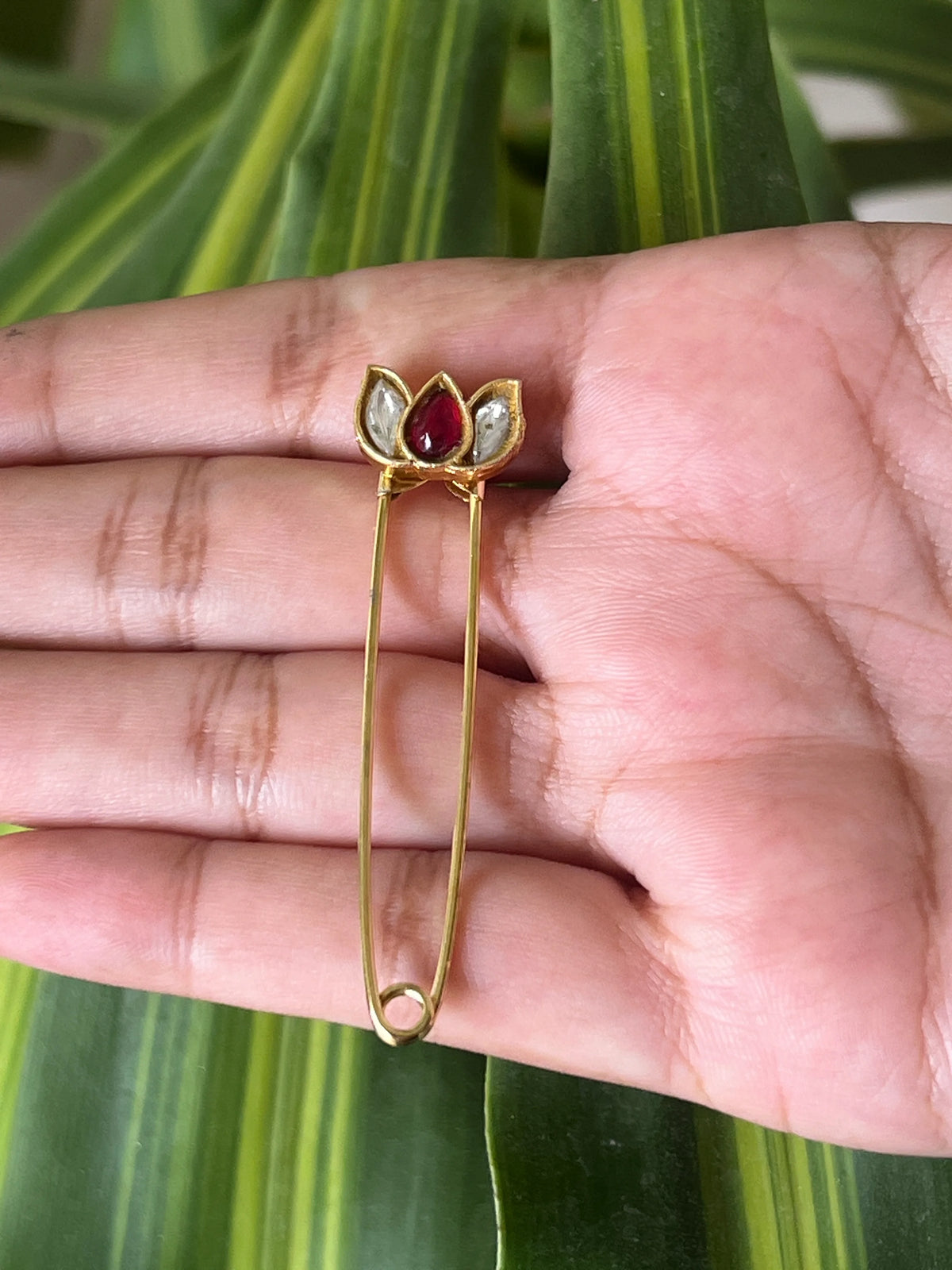 saree pins