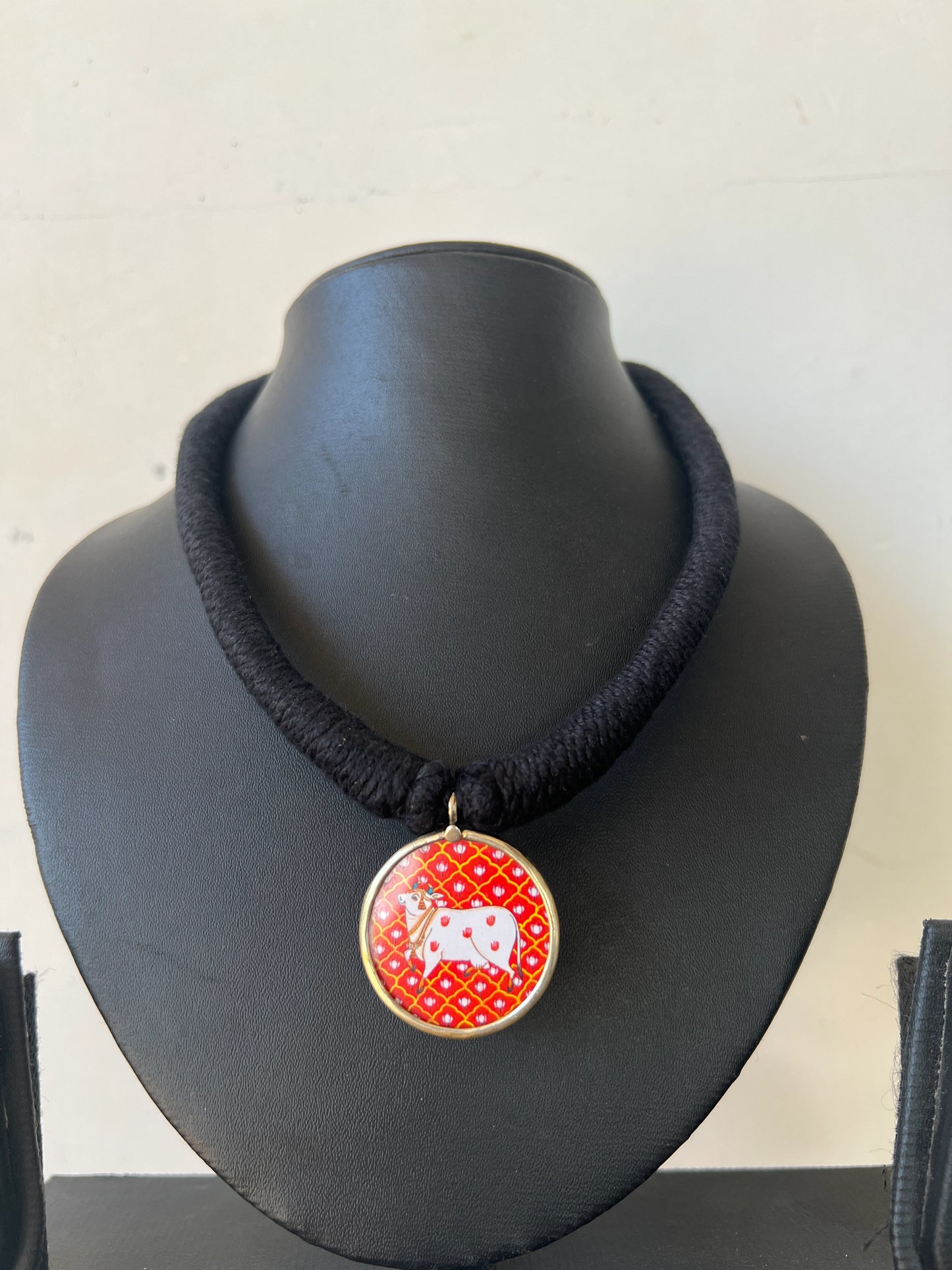 Black thread necklace