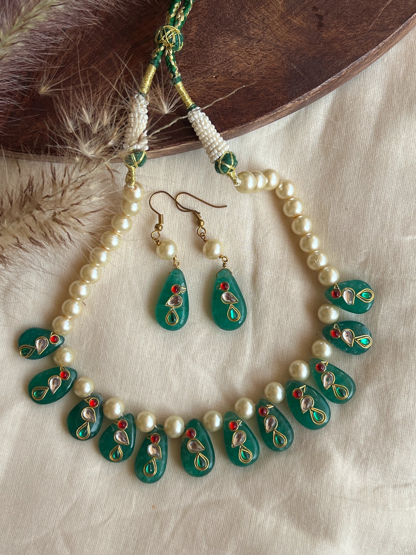 Stone work necklace set