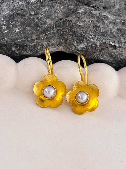 Flower earrings