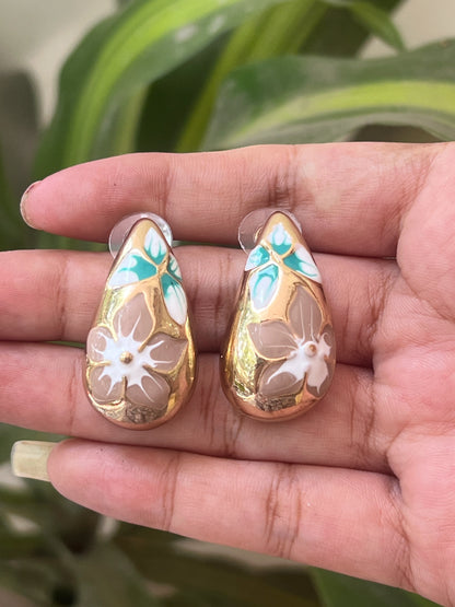 ear drop enamel brown