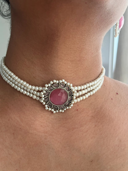 Oxidised pearl choker (pink)