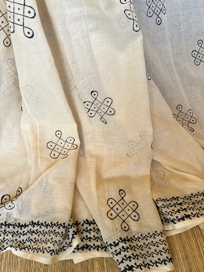 Muggu saree (cream and black)