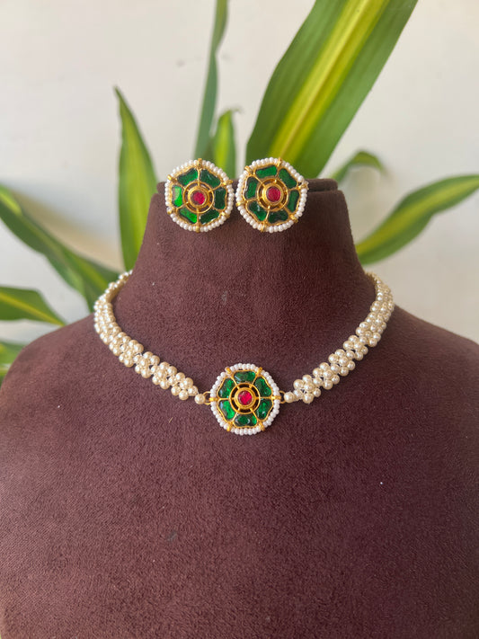 kundhan necklace