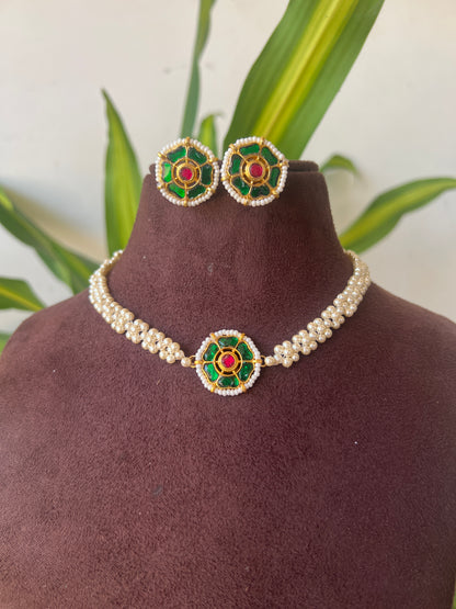 kundhan necklace