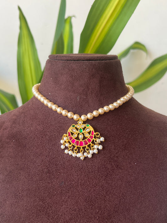 kundhan necklace