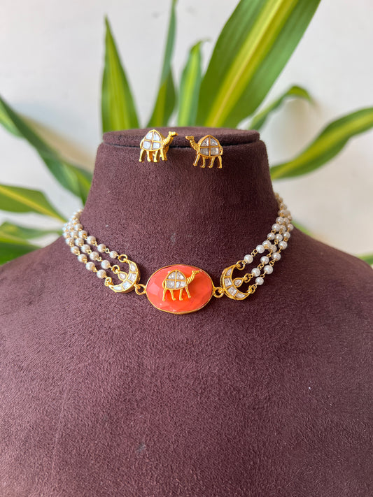 Gold Polish necklace set