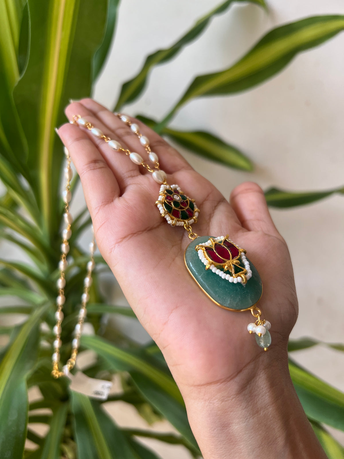kundhan necklace