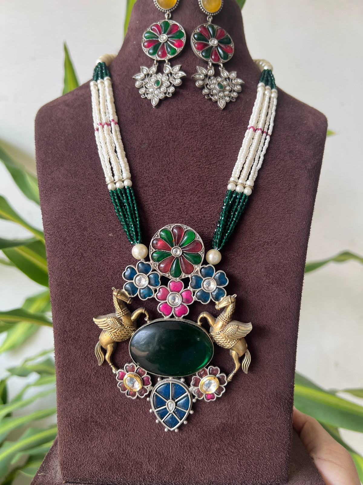 Dual tone green necklace set
