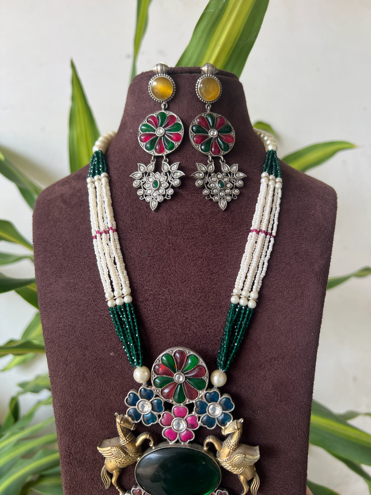 Dual tone green necklace set