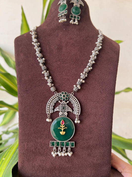 Dual tone green necklace set