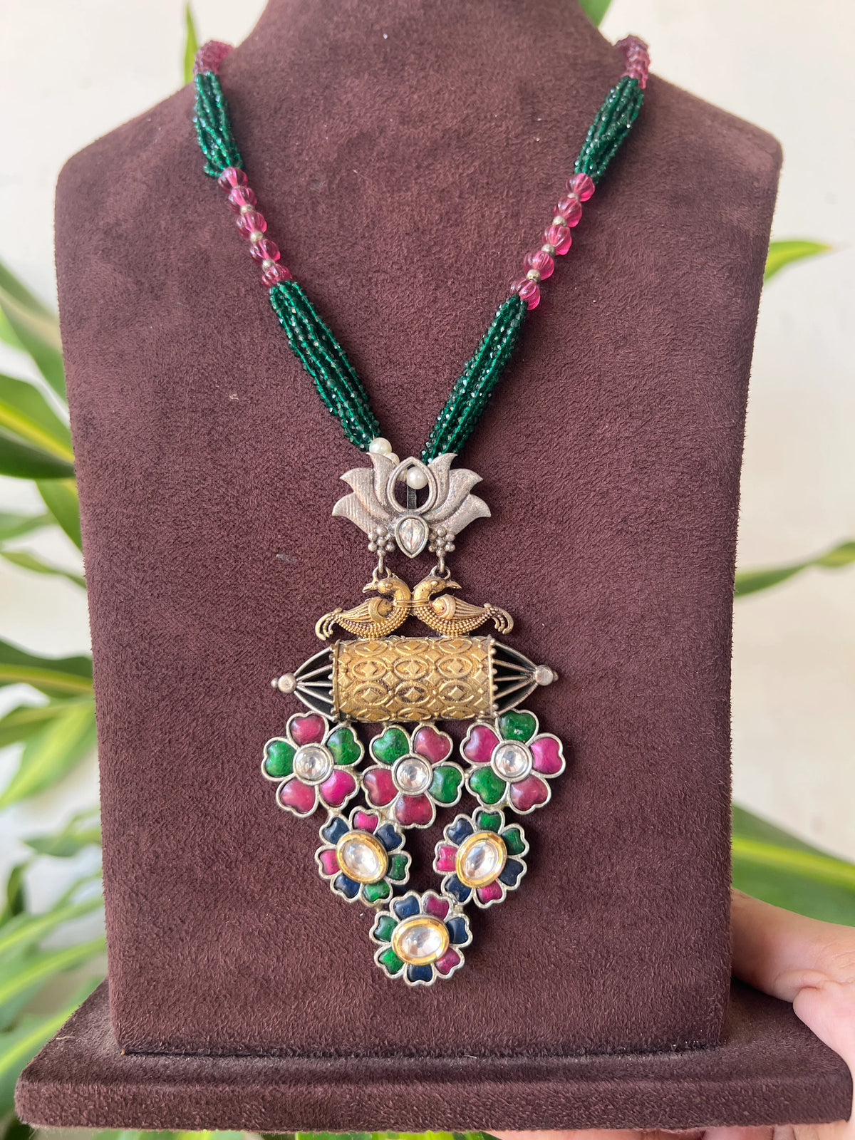 Dual tone necklace set