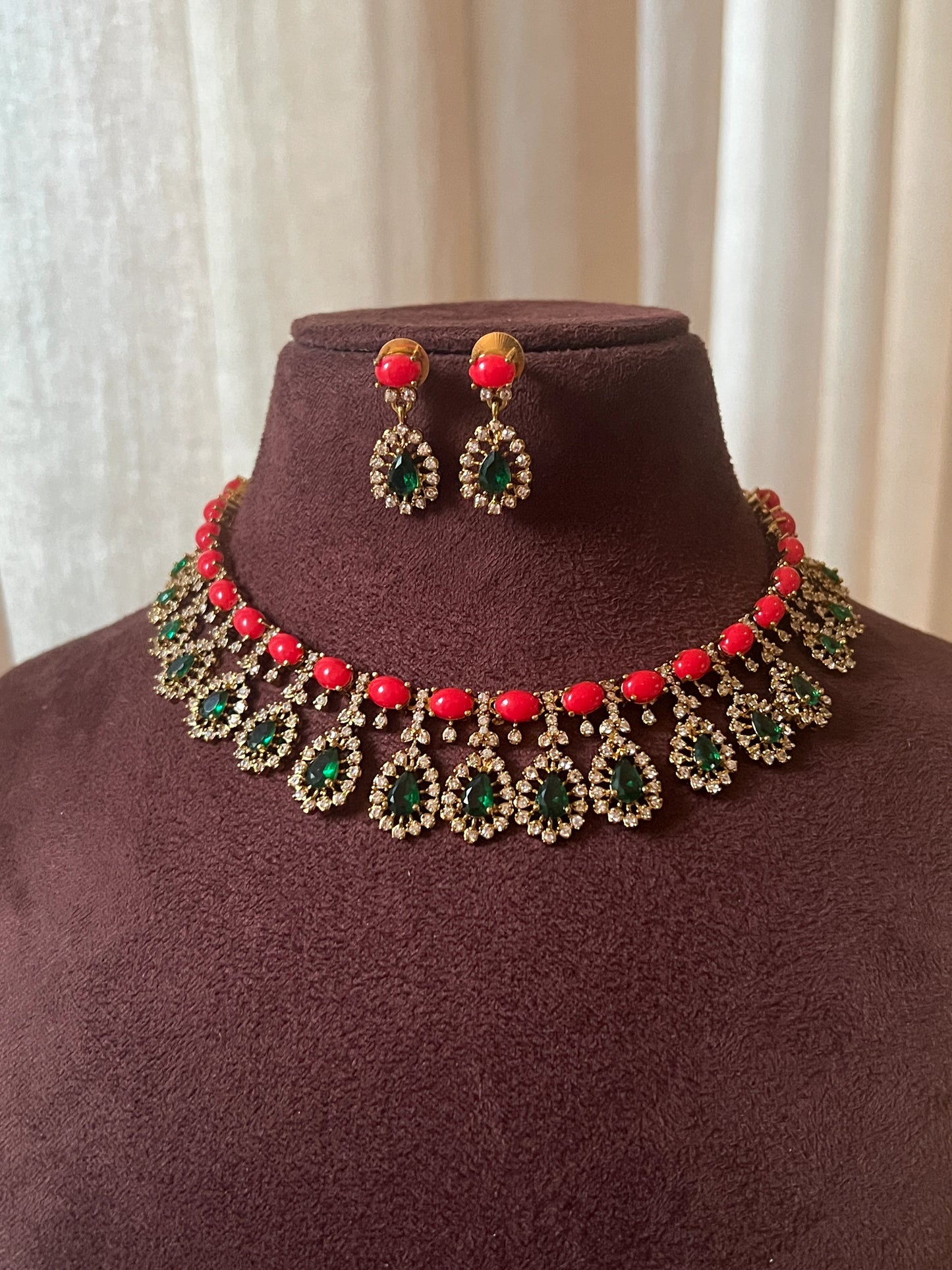Coral necklace set