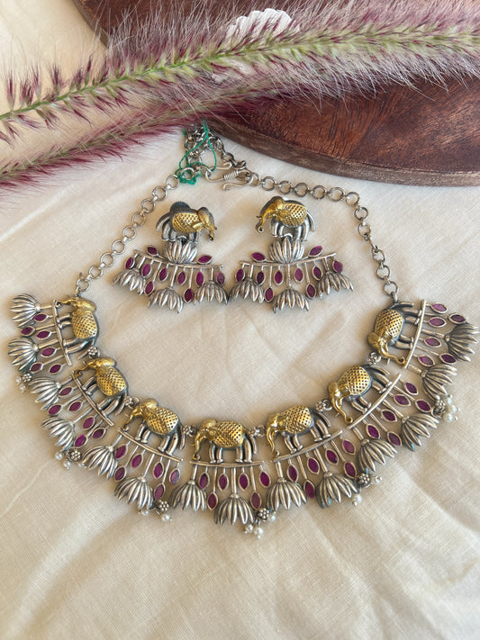 Dual tone elephant necklace set