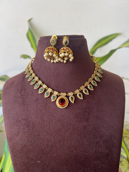 Stone necklace set