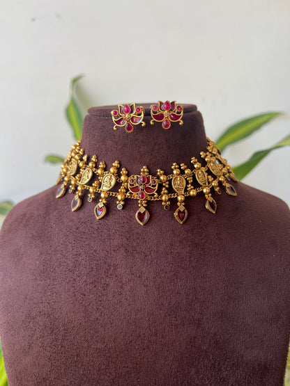Lotus choker set