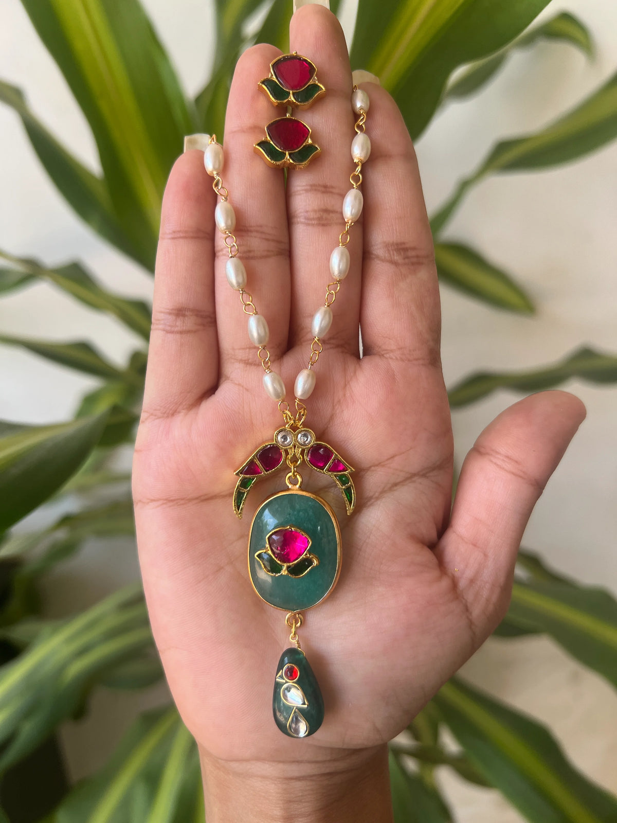 kundhan fusion necklace set