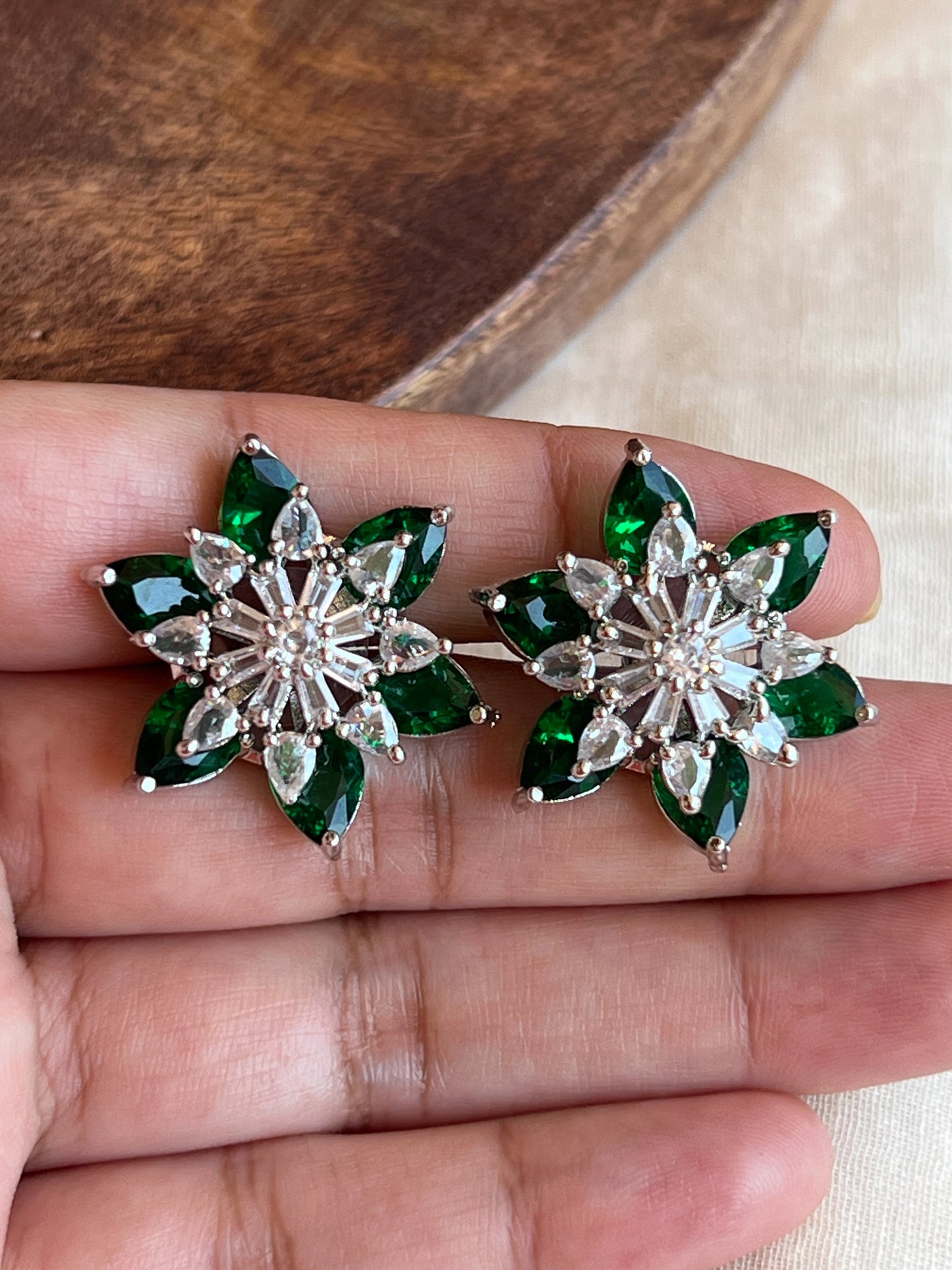 Green 2 in 1 studs
