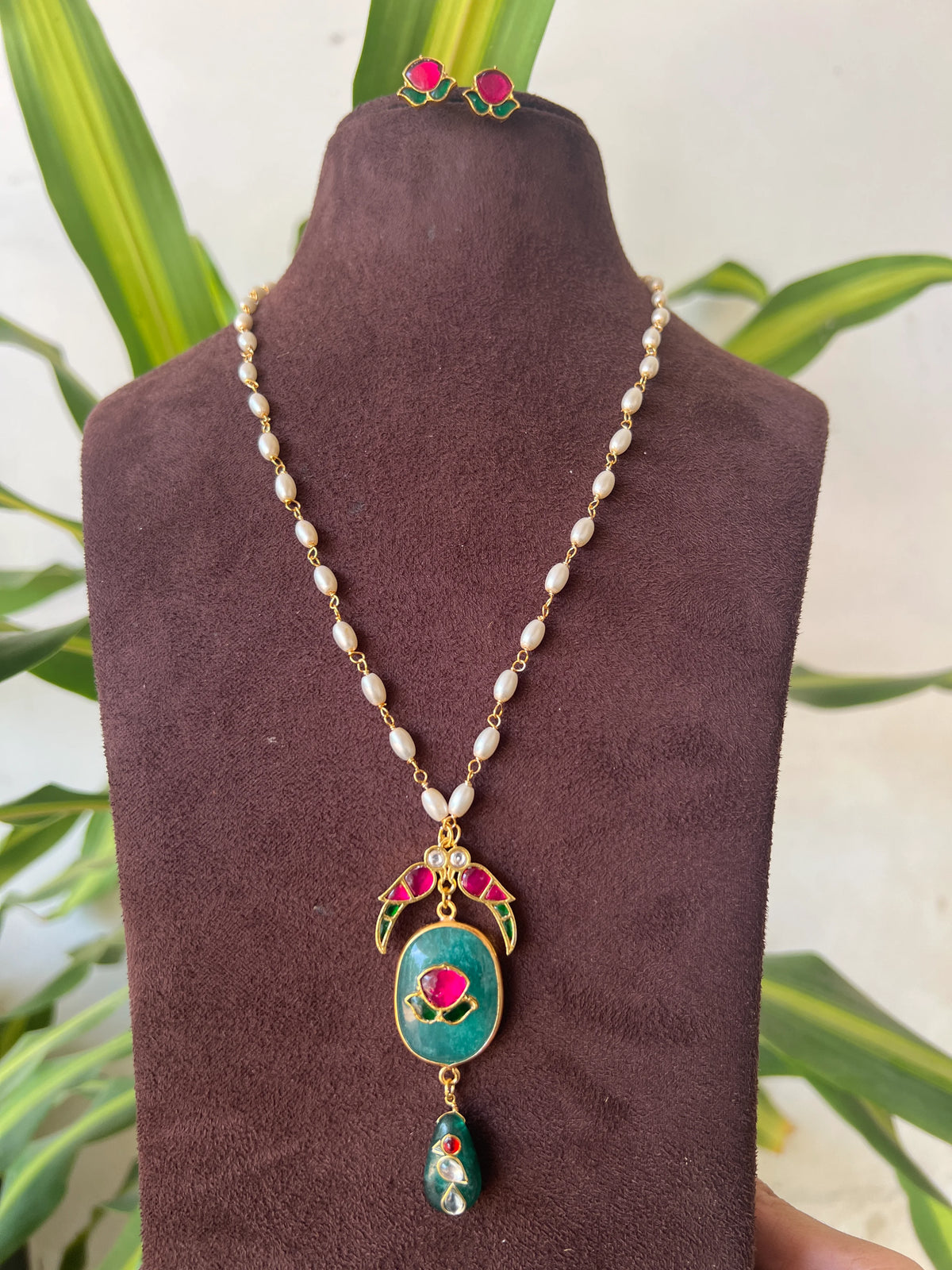 kundhan fusion necklace set