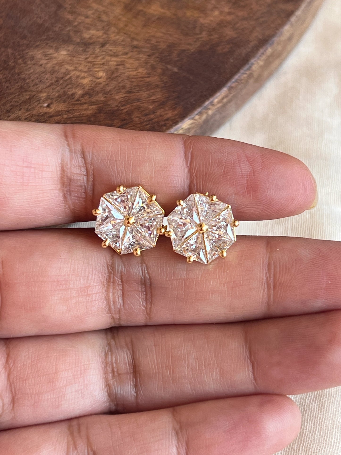 White stone studs 1127000565