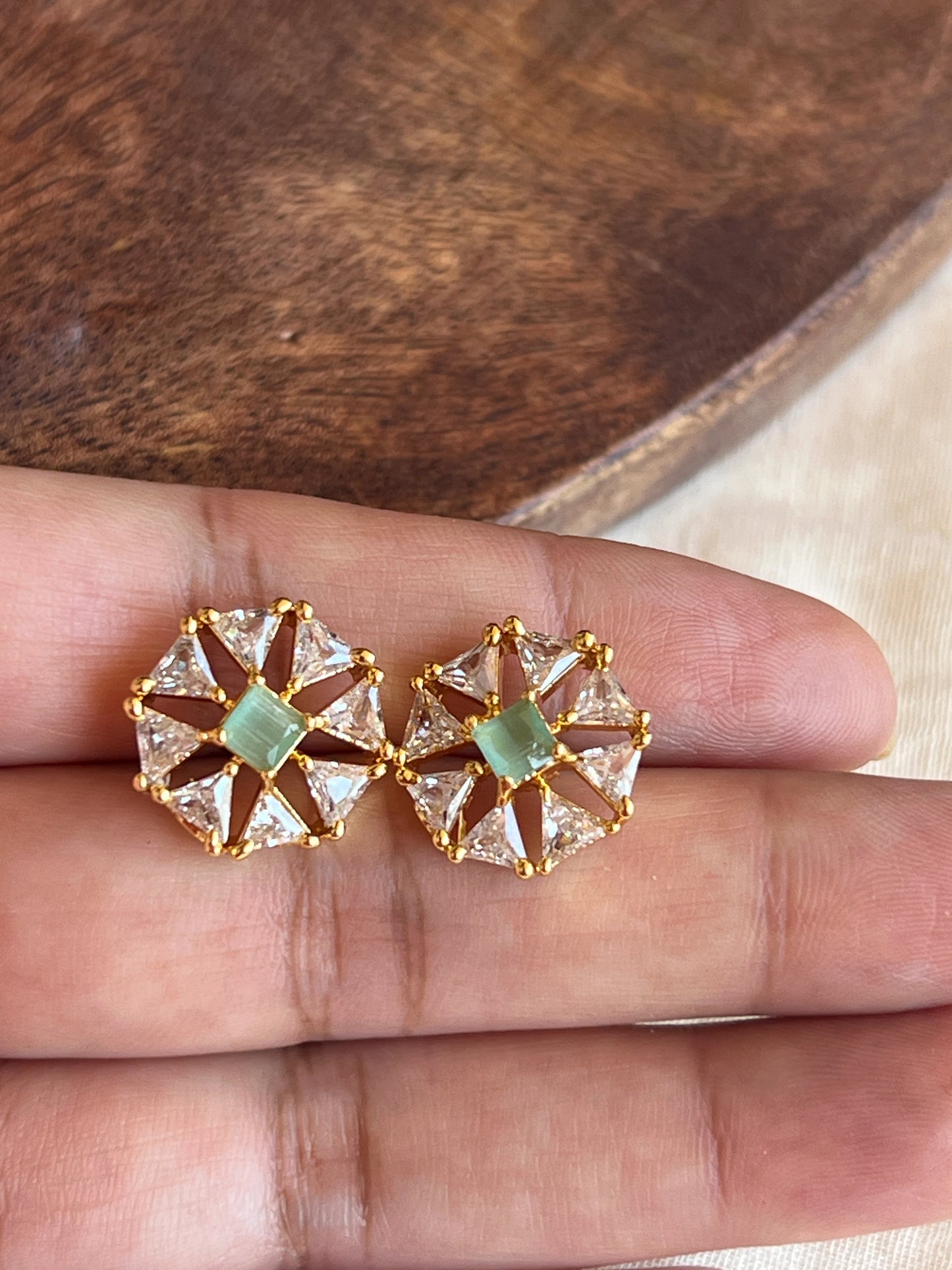 Mint stone studs 1127000569