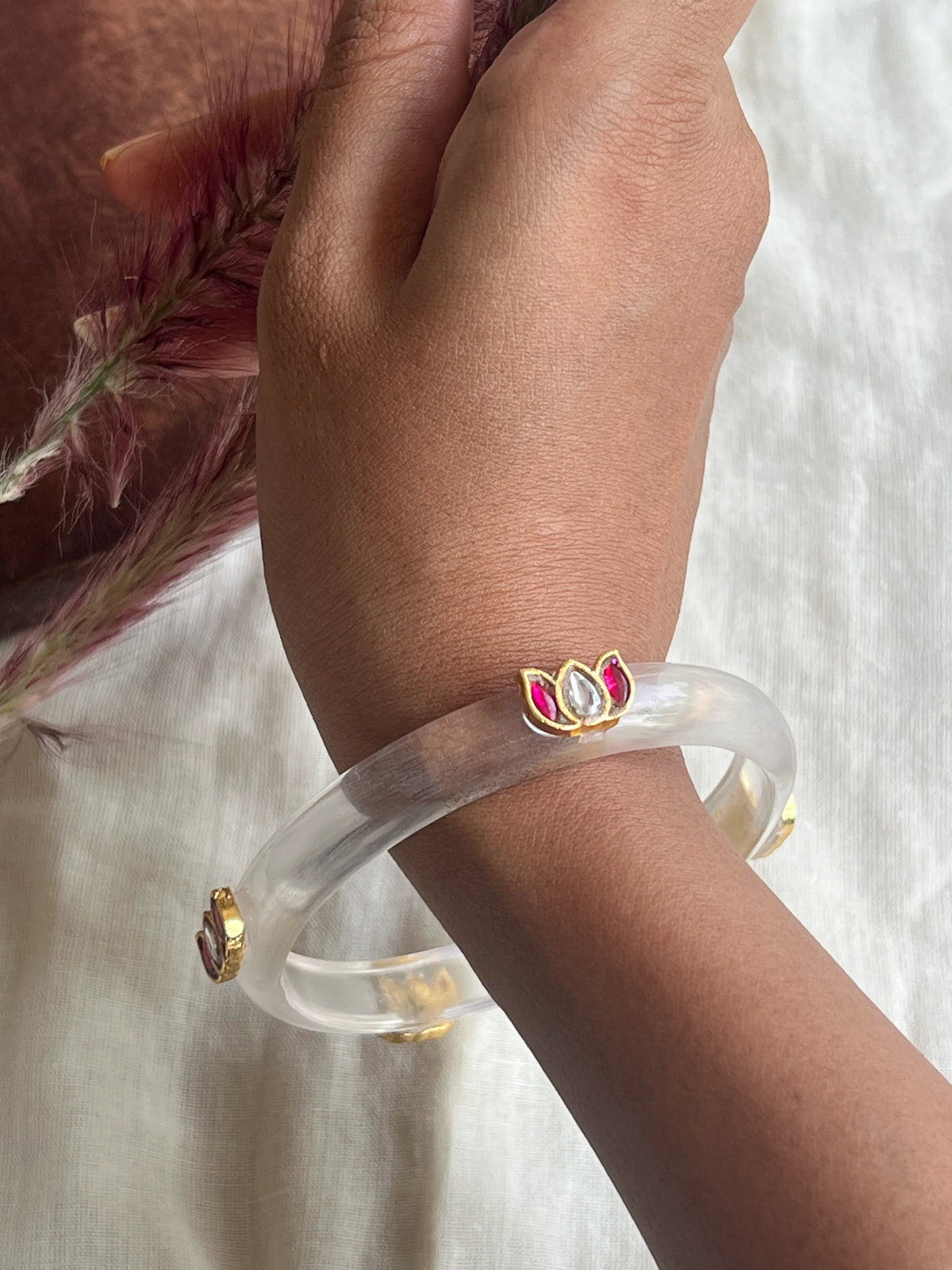 Resin kundhan bangle